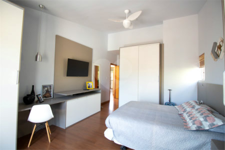 Casa à venda com 4 suítes no condomínio Francesco Rana, São Roque - SP