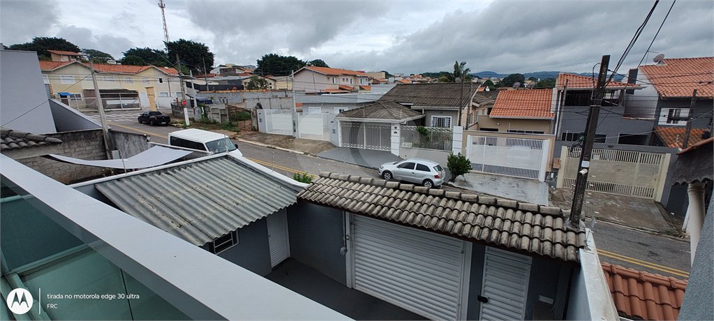 Sobrado à venda com 3 suítes em Jardim das Palmeiras, Atibaia, SP