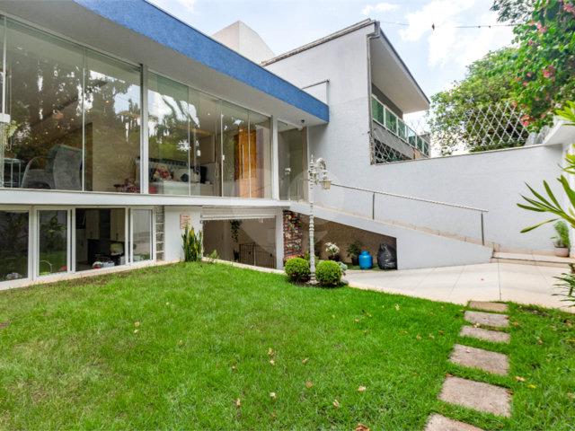 Casa à venda com 4 suítes em Brooklin, São Paulo, SP