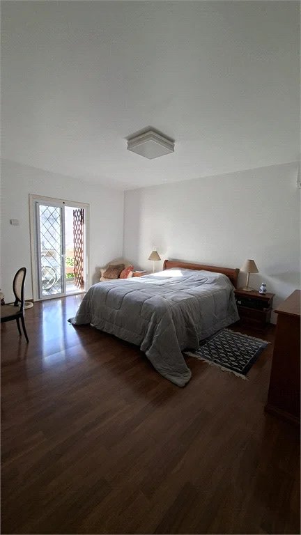 Casa à venda com 5 quartos, sendo 4 suítes, em Butantã, São Paulo, SP
