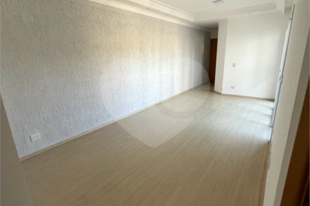 Apartamento para alugar com 3 quartos, sendo 1 suíte, em Vila Lusitânia, São Bernardo do Campo, SP