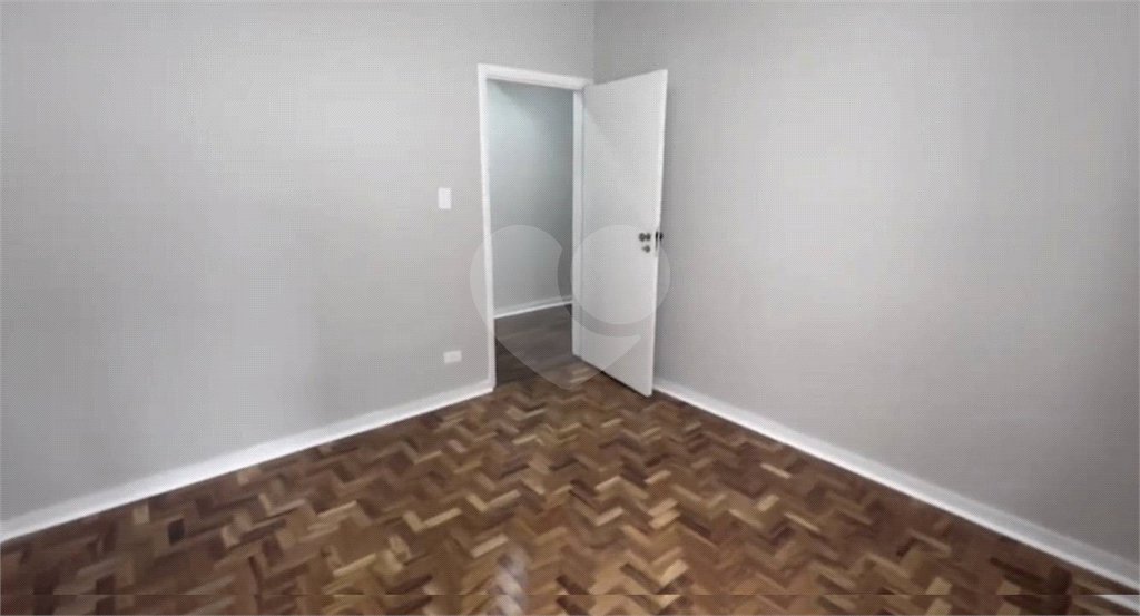 Apartamento à venda com 3 quartos, sendo 1 suíte, em Jardim Paulista, São Paulo, SP