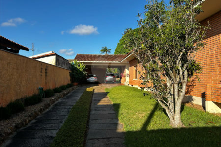 Casa à venda com 4 quartos, sendo 2 suítes, em Vila Aparecida, Itapetininga, SP