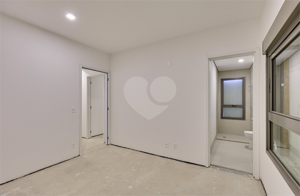 Apartamento à venda com 4 suítes em Campo Belo, São Paulo, SP