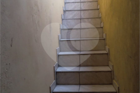 Sobrado à venda com 4 quartos em Vila Verde, São Paulo, SP