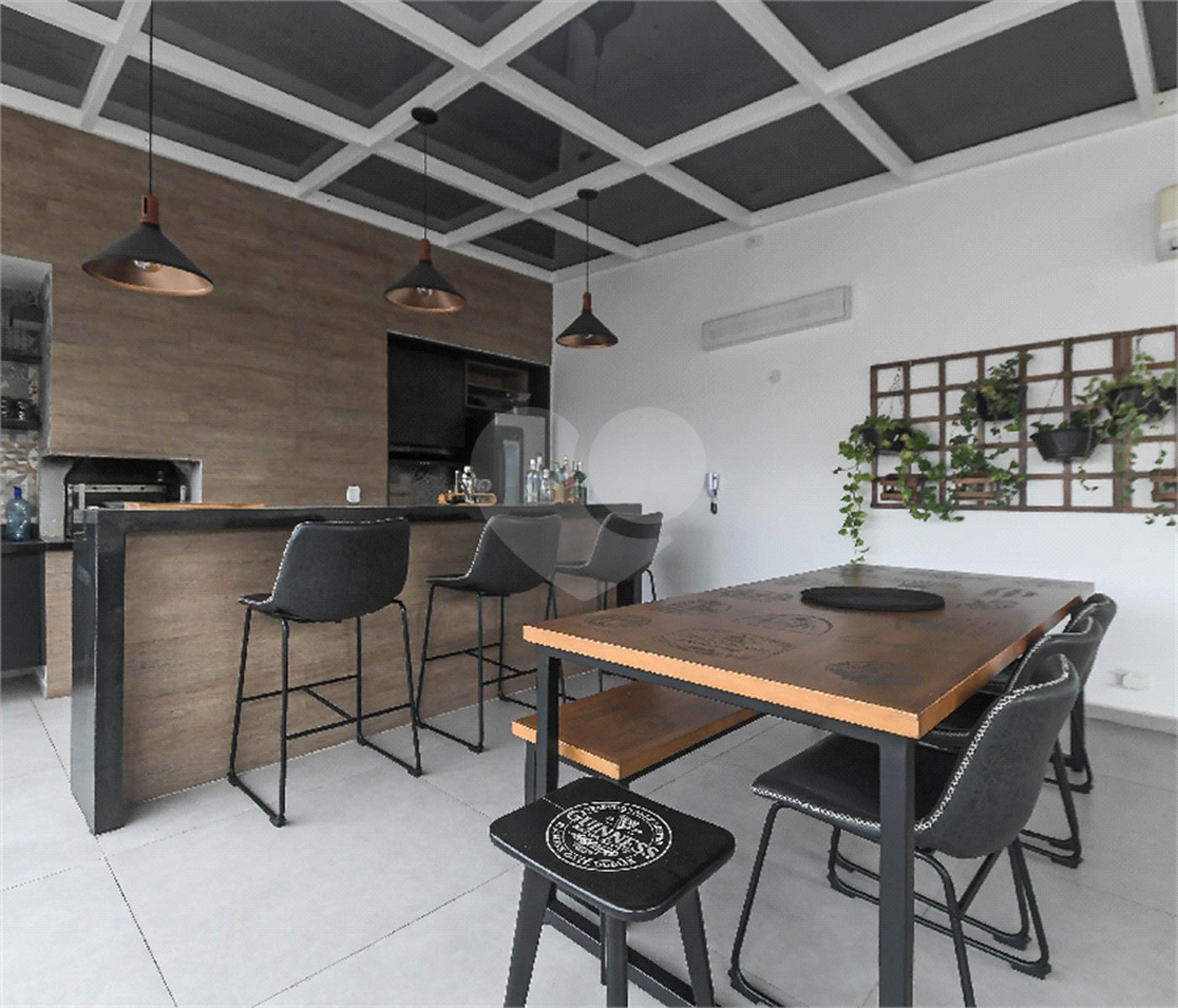 Duplex à venda com 4 quartos, sendo 3 suítes, em Bosque da Saúde, São Paulo, SP