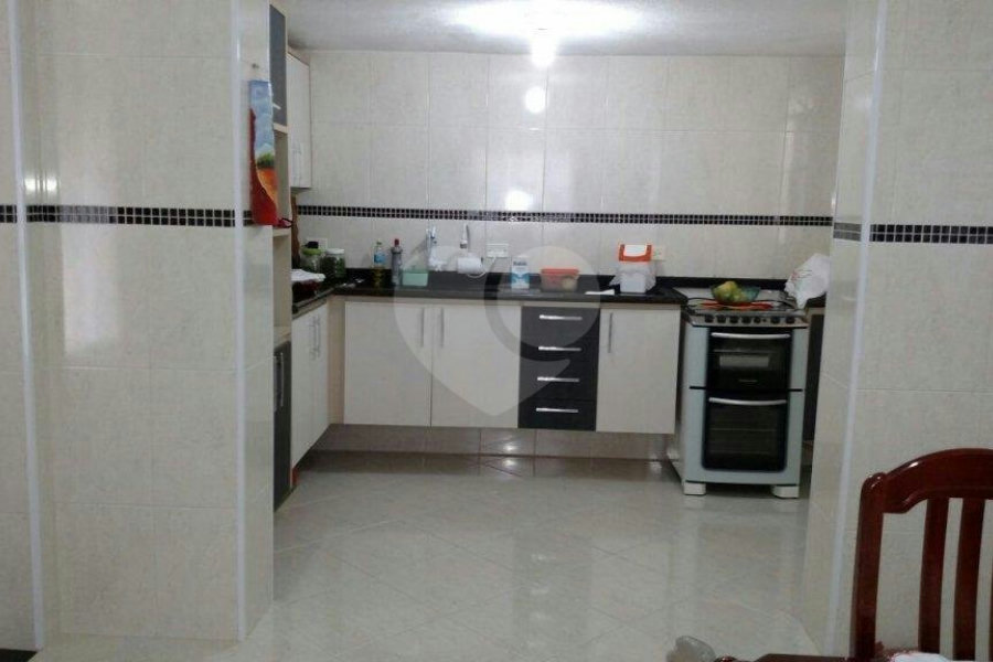 Casa Térrea à venda com 2 quartos no condomínio Travessa Estevão Arce,25, São Paulo - SP