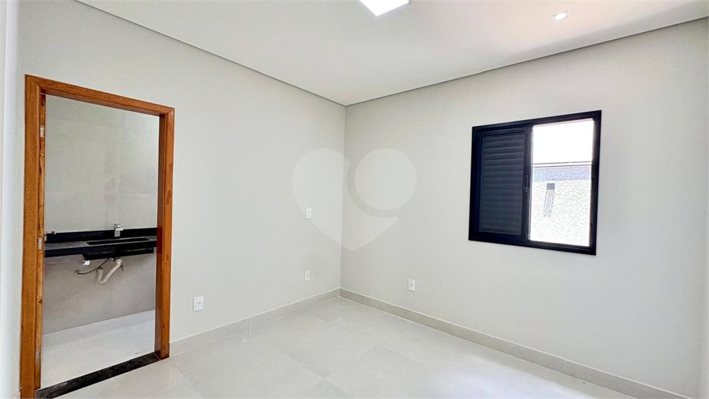 Casa à venda com 3 suítes no condomínio Terras de São Francisco, Sorocaba - SP