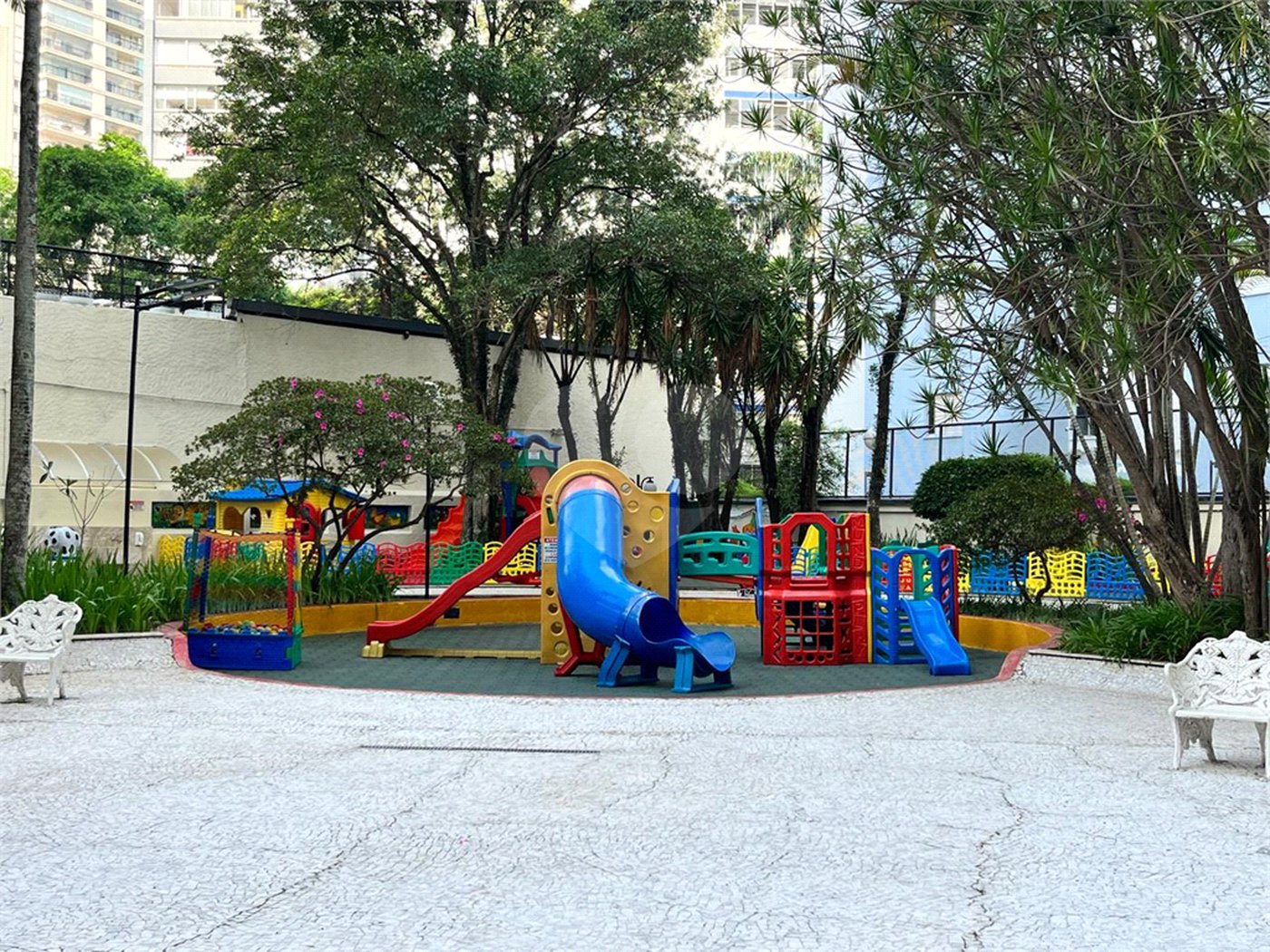 Apartamento à venda com 2 quartos em Bela Vista, São Paulo, SP