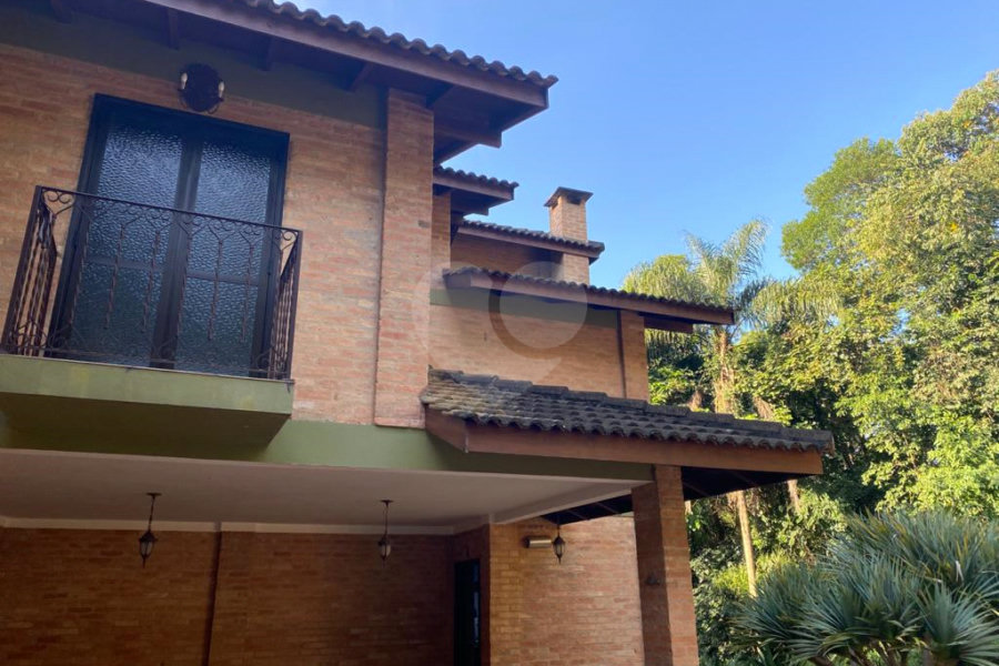 Casa à venda com 2 suítes no condomínio Residencial Cantareira, Mairiporã - SP