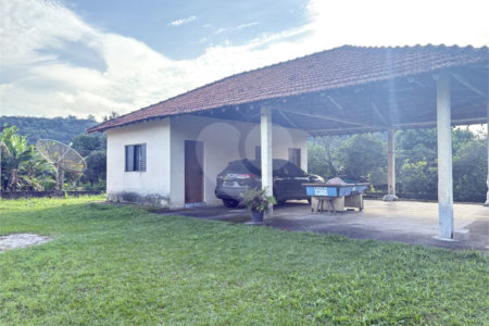 Sítio à venda com 3 quartos, sendo 1 suíte, no Centro, Guararema, SP