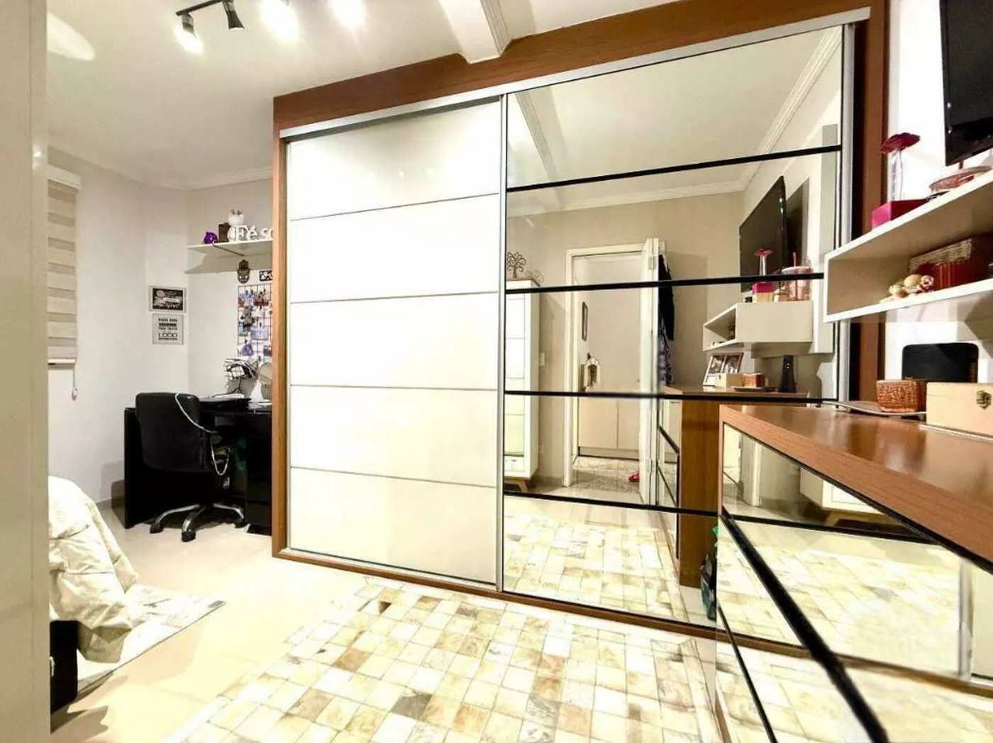 Casa com 3 dormitórios à venda, 159 m² por R$ 1.380.000,00 - Embaré - Santos/SP