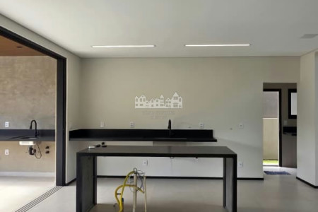 Casa à venda com 4 quartos, sendo 3 suítes, em Nova Gardênia, Atibaia, SP