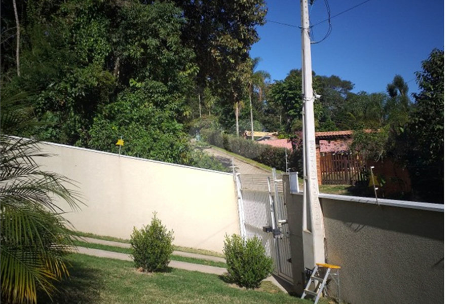 Casa à venda com 3 quartos, sendo 1 suíte, no condomínio Mirante da Mantiqueira, Mairiporã - SP