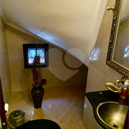 Sobrado à venda com 3 quartos, sendo 1 suíte, em Jardim Marajoara, São Paulo, SP