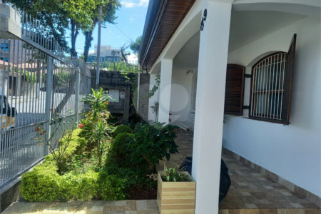 Casa Térrea à venda com 3 quartos, sendo 1 suíte,  em Cidade Dutra, São Paulo, SP