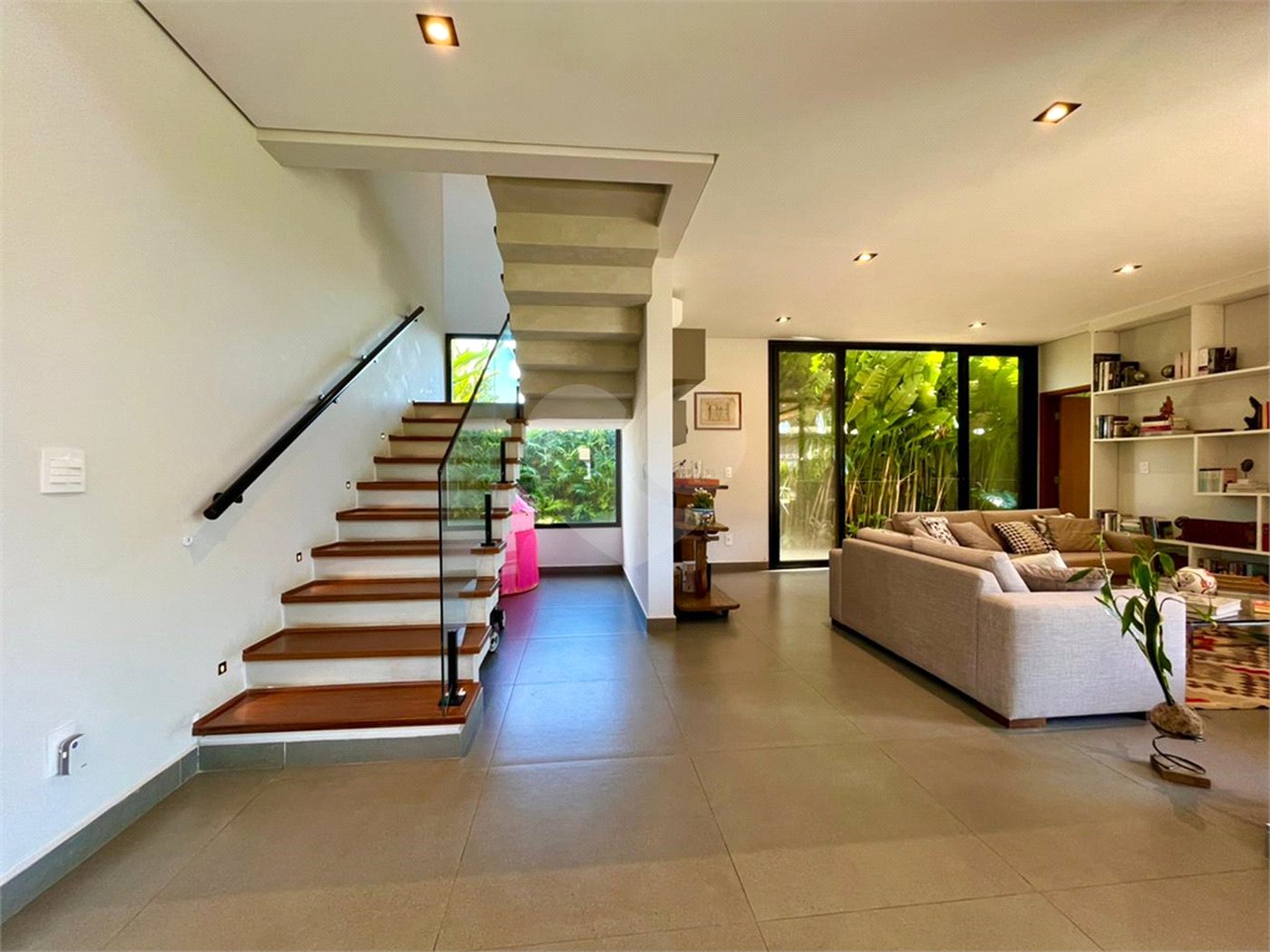 Casa à venda com 4 suítes no condomínio Fazenda Imperial, Sorocaba - SP