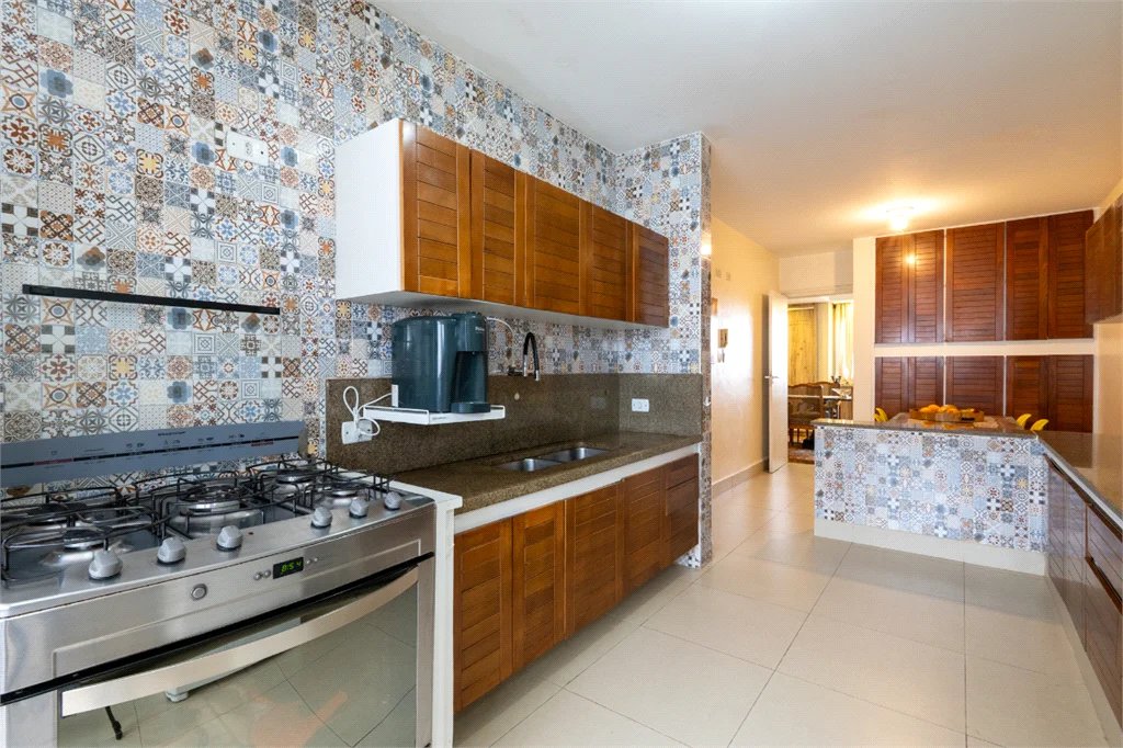 Cobertura à venda com 3 quartos, sendo 1 suíte,  em Vila Pirajussara, São Paulo, SP