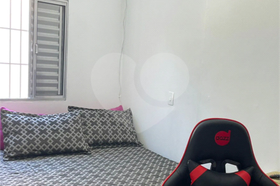 Sobrado à venda com 4 quartos, sendo 1 suíte,  em Horto Florestal, São Paulo, SP