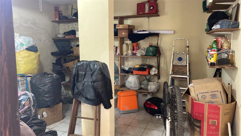 Sobrado à venda com 3 quartos, sendo 1 suíte,  em Vila Suissa, Mogi das Cruzes, SP
