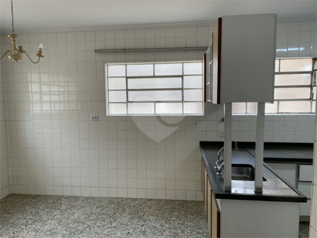 Sobrado à venda com 3 quartos, sendo 1 suíte,  em Santana, São Paulo, SP