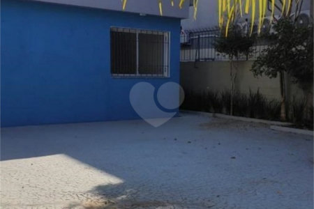 Sobrado à venda ou para alugar com 7 quartos, sendo 3 suítes, em Vila Mariana, São Paulo, SP