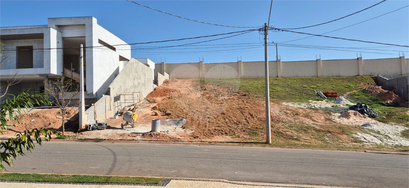 Casa à venda com 4 suítes no condomínio Portal San Giovanni, Itatiba - SP