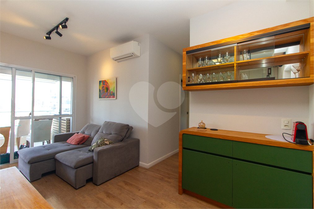 Apartamento para alugar com 2 quartos, sendo 1 suíte, em Pinheiros, São Paulo, SP