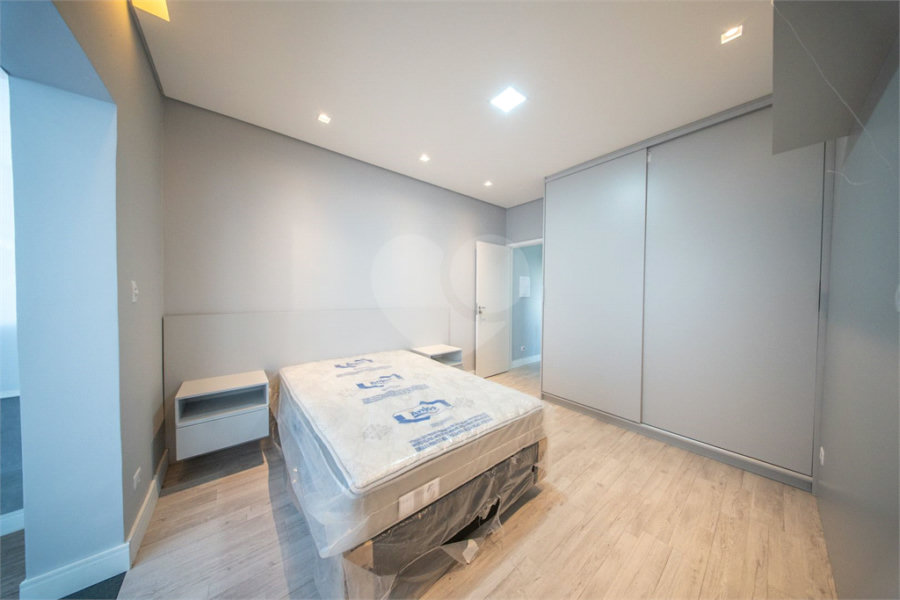 Sobrado de Vila com 200 m2 á venda no Tatuapé - Reformado Aceita Permuta