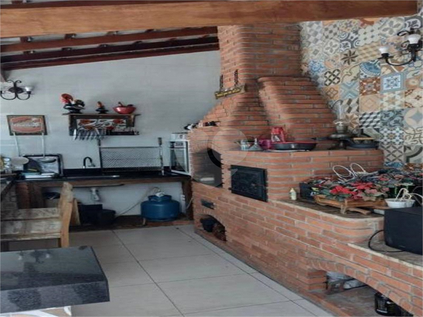 Sobrado à venda com 5 quartos, sendo 3 suítes, em Tremembé, São Paulo, SP