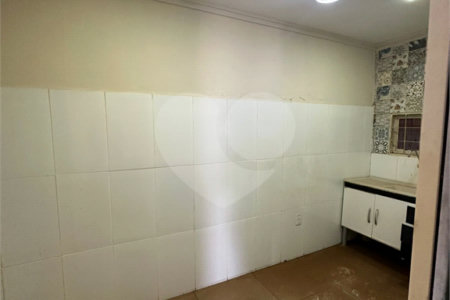 Sobrado à venda ou para alugar com 4 quartos, sendo 2 suítes, em Vila Lacíria, Ponta Porã, MS