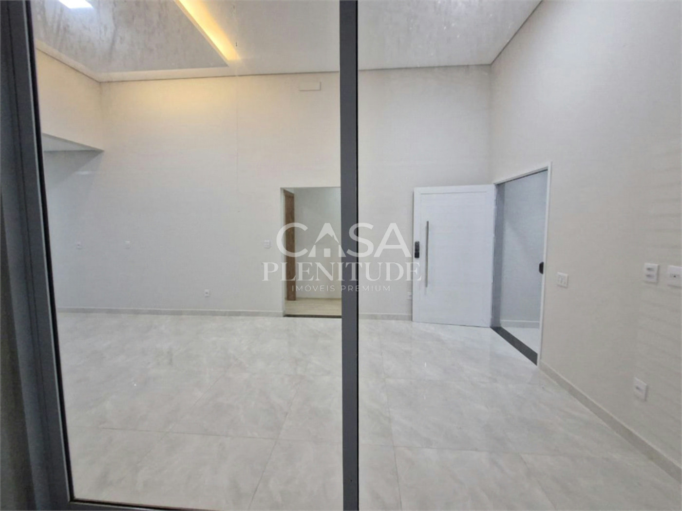 Casa em condomínio à venda com 3 quartos, sendo 1 suíte, em Cajuru do Sul, Sorocaba, SP
