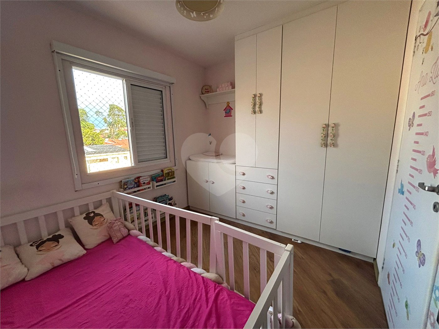 Casa à venda com 3 quartos, sendo 1 suíte, no condomínio Residencial Villa Felicitá Ii, São Paulo - SP
