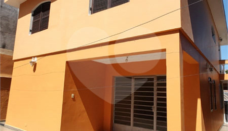 Sobrado à venda com 3 quartos, sendo 1 suíte,  em Artur Alvim, São Paulo, SP