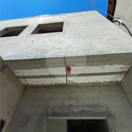 Sobrado à venda com 3 quartos, sendo 1 suíte,  em Vila Laís, São Paulo, SP