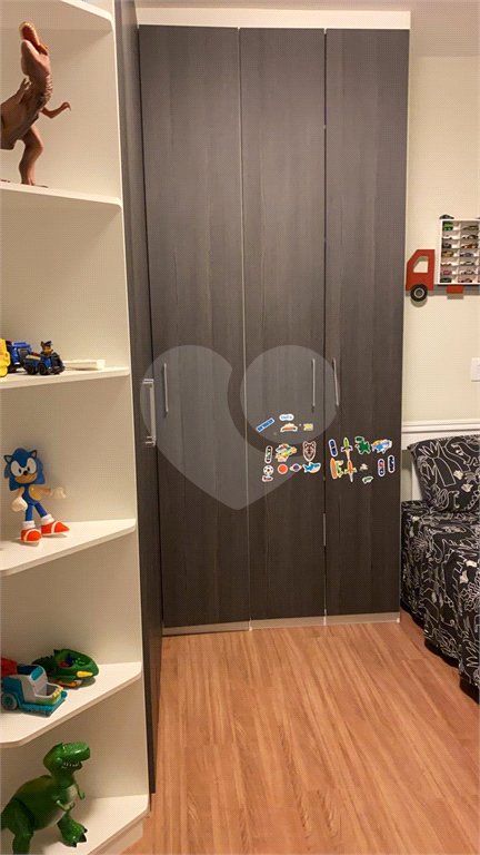 Sobrado à venda com 3 suítes em Horto, São Paulo, SP