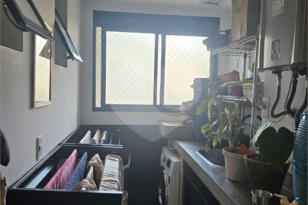 Apartamento à venda com 2 quartos, sendo 1 suíte,  em Pinheiros, São Paulo, SP