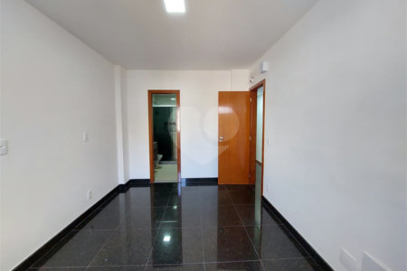 Cobertura à venda com 3 quartos, sendo 2 suítes, em Tijuca, Rio de Janeiro, RJ
