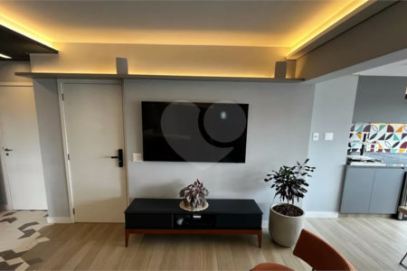 Apartamento à venda com 3 quartos, sendo 1 suíte,  em Jardim Pereira Leite, São Paulo, SP