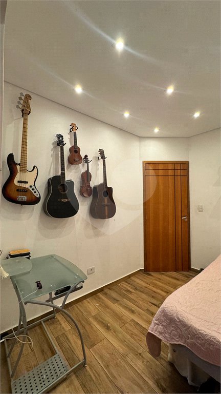 Sobrado à venda com 3 quartos, sendo 1 suíte, em Vila Mazzei, São Paulo, SP