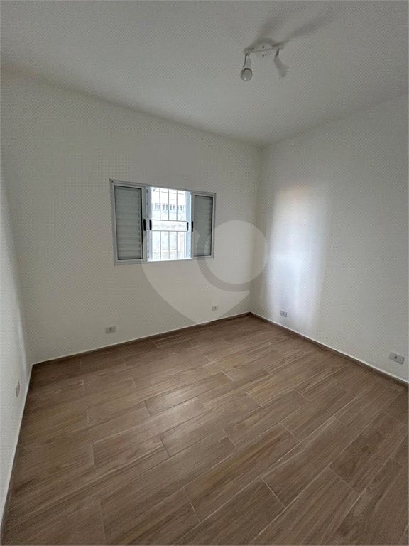 Casa para alugar com 2 quartos, sendo 1 suíte, em Cidade Nova Arujá, Arujá, SP