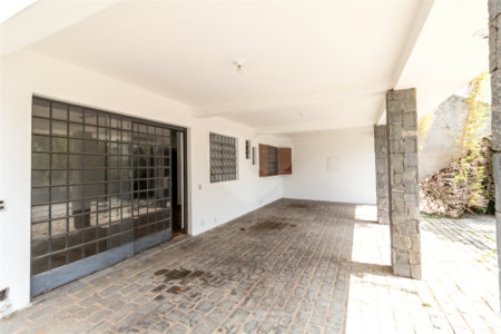 Sobrado à venda com 5 quartos, sendo 3 suítes, em Alto da Boa Vista, São Paulo, SP