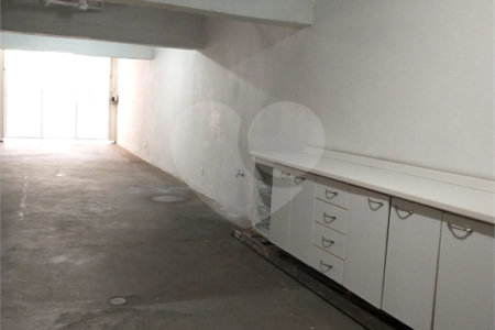 Sobrado à venda com 3 quartos, sendo 1 suíte, em Vila Pita, São Paulo, SP
