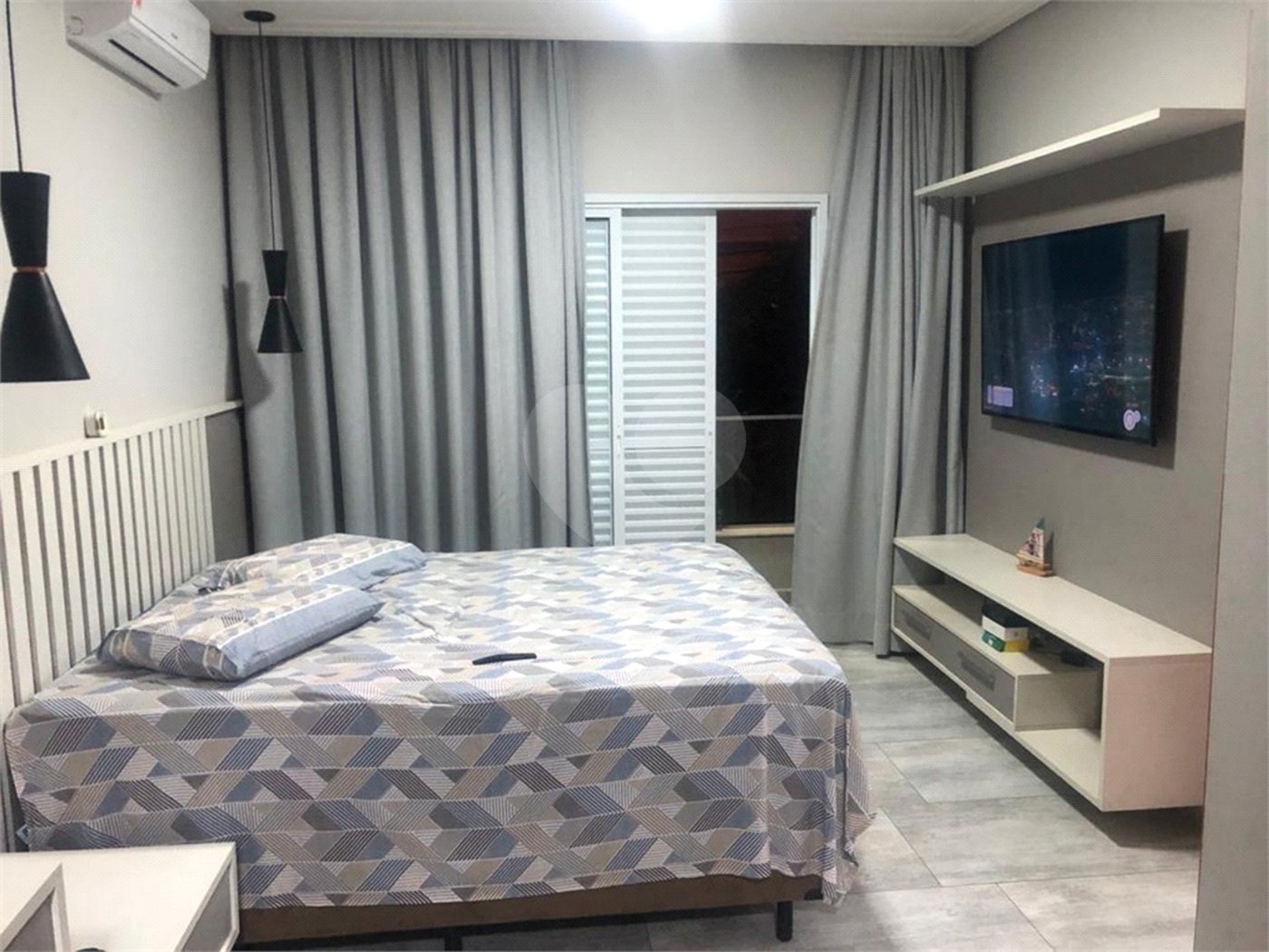 Casa à venda com 3 suítes no condomínio Vila do Bosque, Sorocaba - SP