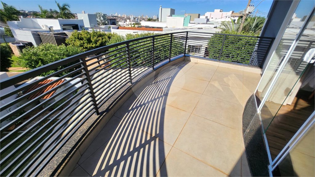 Casa à venda com 3 quartos, sendo 2 suítes, em Residencial Village Damha, Araraquara, SP