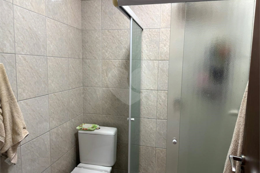 Casa à venda com 3 quartos, sendo 1 suíte, no condomínio Felipe, São Paulo - SP