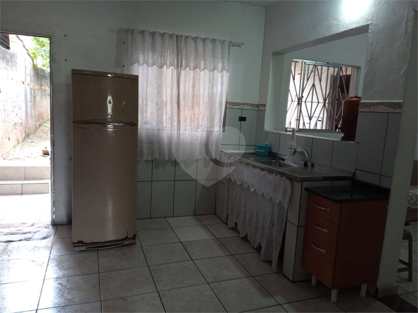 Casa à venda com 2 quartos em Jardim Luciana, Itaquaquecetuba, SP