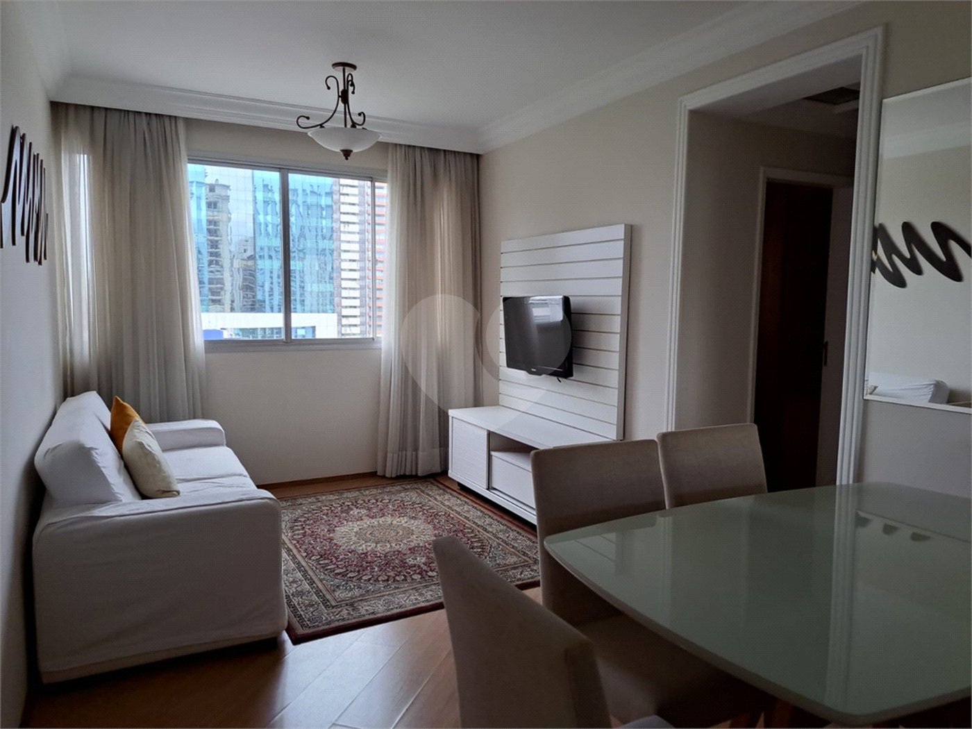 Apartamento à venda com 2 quartos, sendo 1 suíte, em Campo Belo, São Paulo, SP