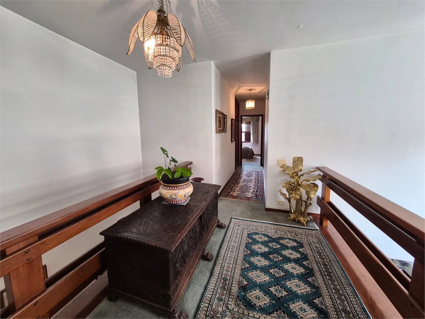 Casa de Vila à venda ou para alugar com 4 quartos, sendo 2 suítes, em Jardim Leonor, São Paulo, SP