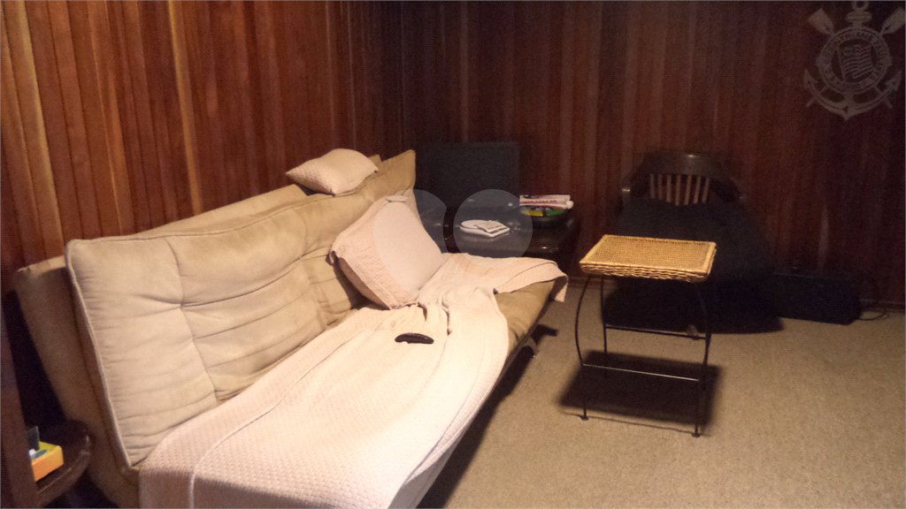 Sobrado à venda com 6 quartos, sendo 2 suítes,  em Chácara Monte Alegre, São Paulo, SP